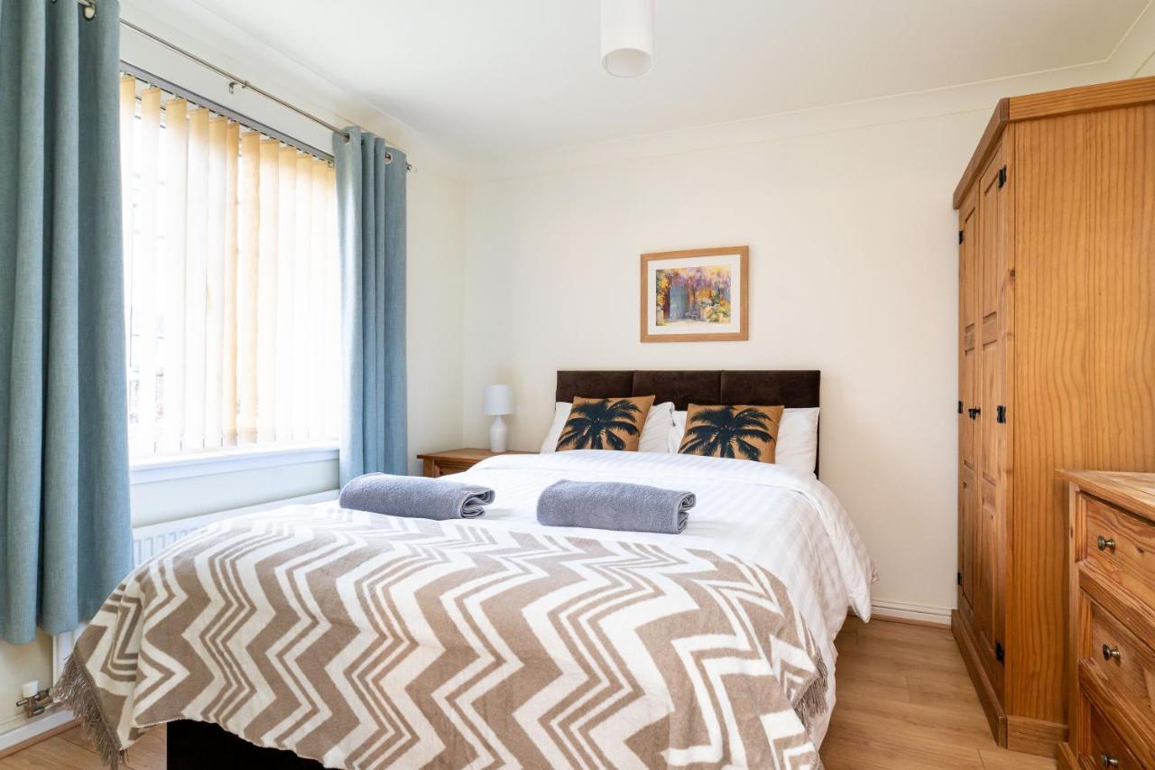 4 Bedroom Townhouse In Stirling Eksteriør billede